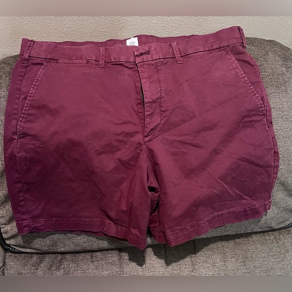 GAP Other - GAP men’s flat front shorts. Size 38 waist, 7in inseam. Wine color.